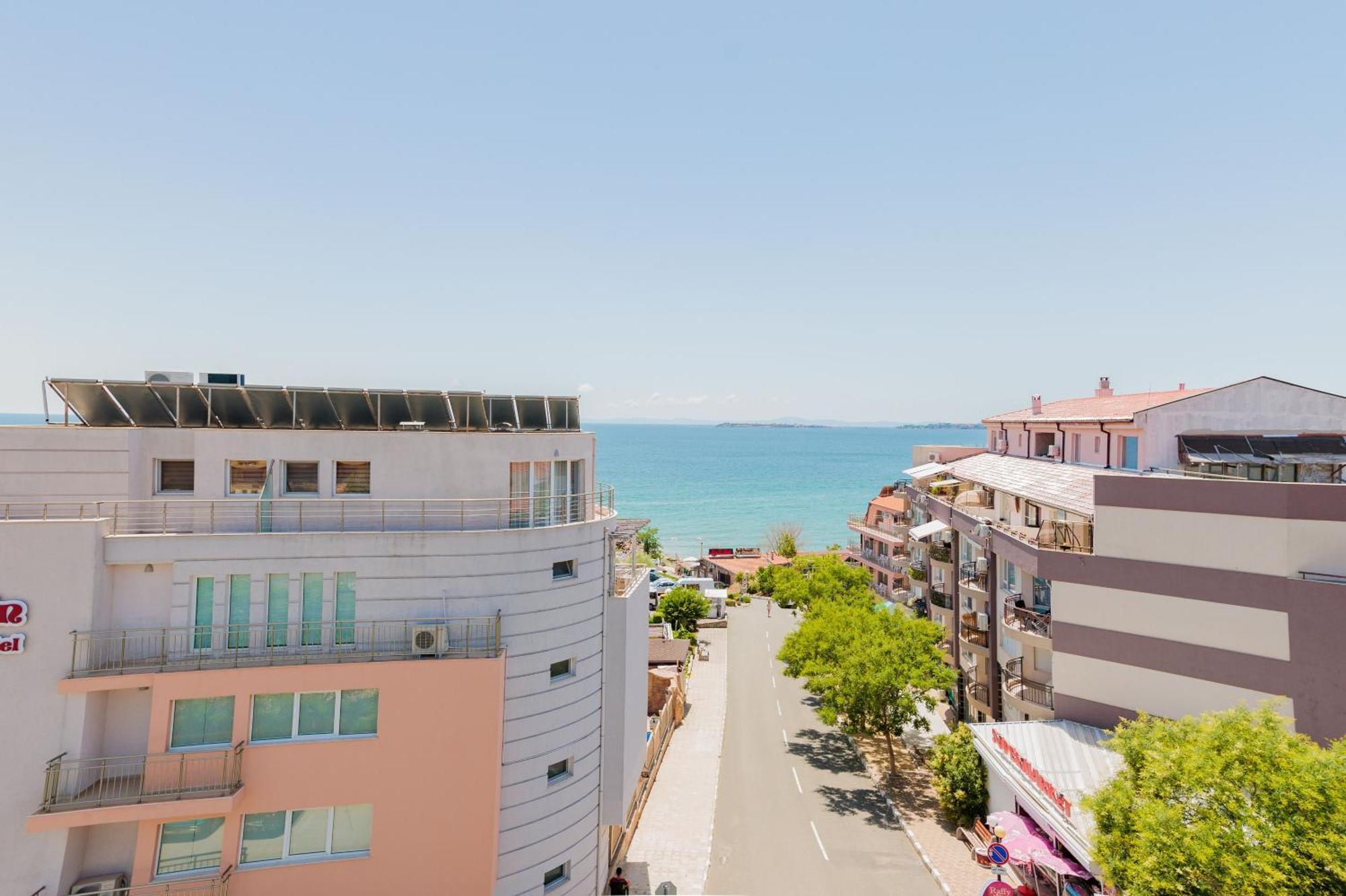 Black Sea Apartments Sveti Vlas Exteriör bild
