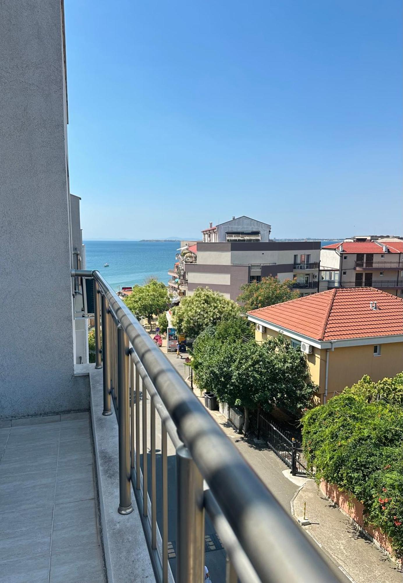 Black Sea Apartments Sveti Vlas Exteriör bild